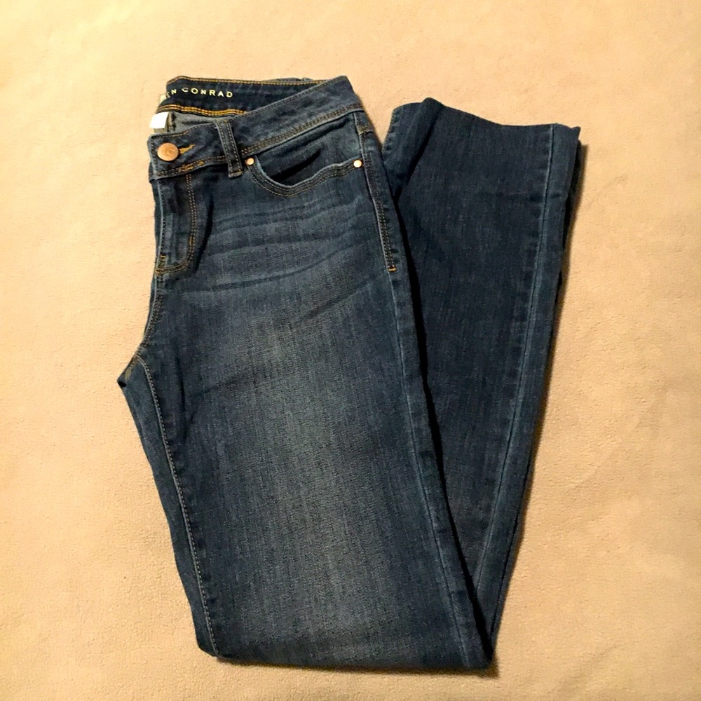 Lauren Conrad Mid Rise Boot Cut Jeans size 6